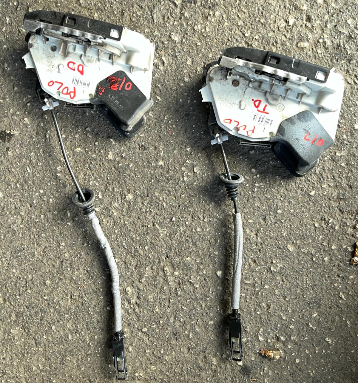   VOLKSWAGEN POLO V 2012 2255 devimagesvext/fa6623dd-d18d-43a2-9112-2c7826f331a7/migcrv/imagenes/000/000/014/000000014724.jpeg