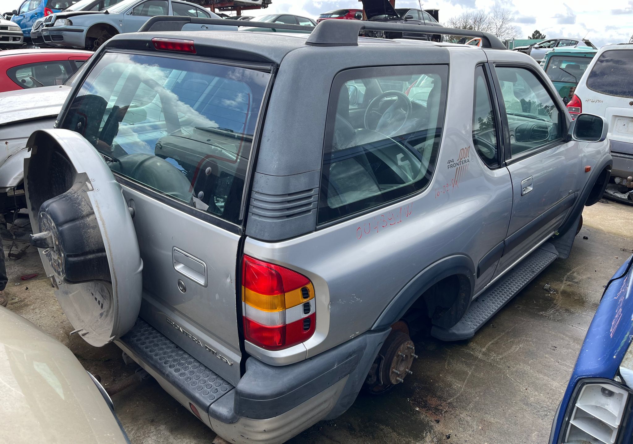   OPEL FRONTERA B 2000 2465 devimagesvext/fa6623dd-d18d-43a2-9112-2c7826f331a7/migcrv/imagenes/000/000/014/000000014732.jpeg