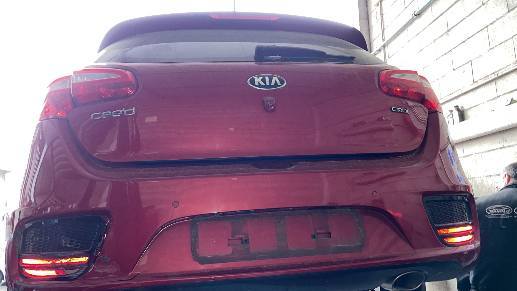   KIA CEED 2016 2486 devimagesvext/fa6623dd-d18d-43a2-9112-2c7826f331a7/migcrv/imagenes/000/000/015/000000015170.jpeg