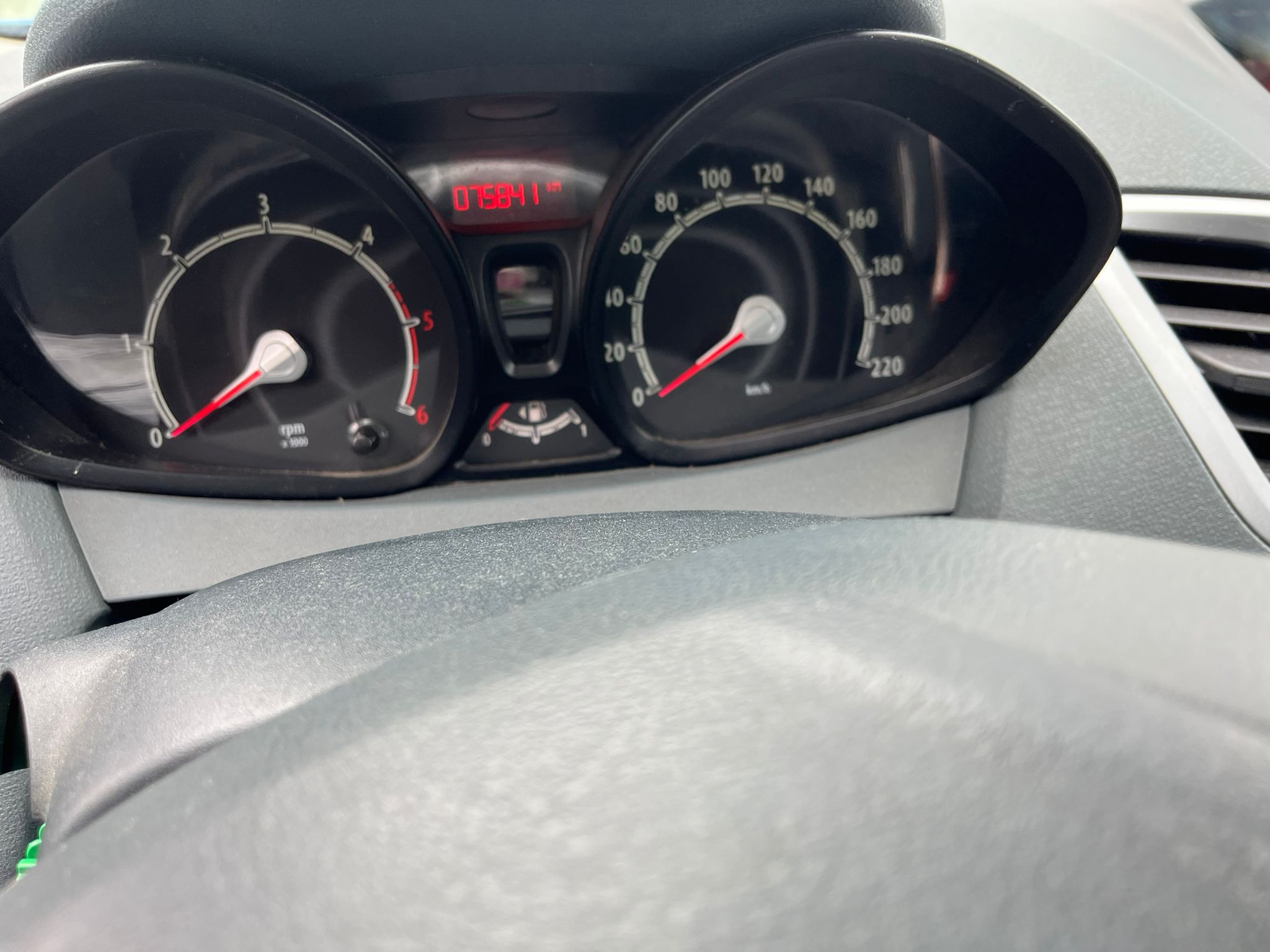  CUADRO INSTRUMENTOS FORD FIESTA 2010 3042 devimagesvext/fa6623dd-d18d-43a2-9112-2c7826f331a7/migcrv/imagenes/000/000/015/000000015796.jpeg