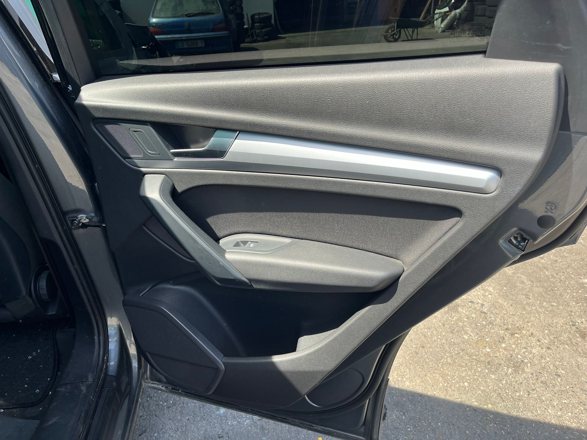   AUDI Q5 2017 2250 devimagesvext/fa6623dd-d18d-43a2-9112-2c7826f331a7/migcrv/imagenes/000/000/016/000000016206.jpeg
