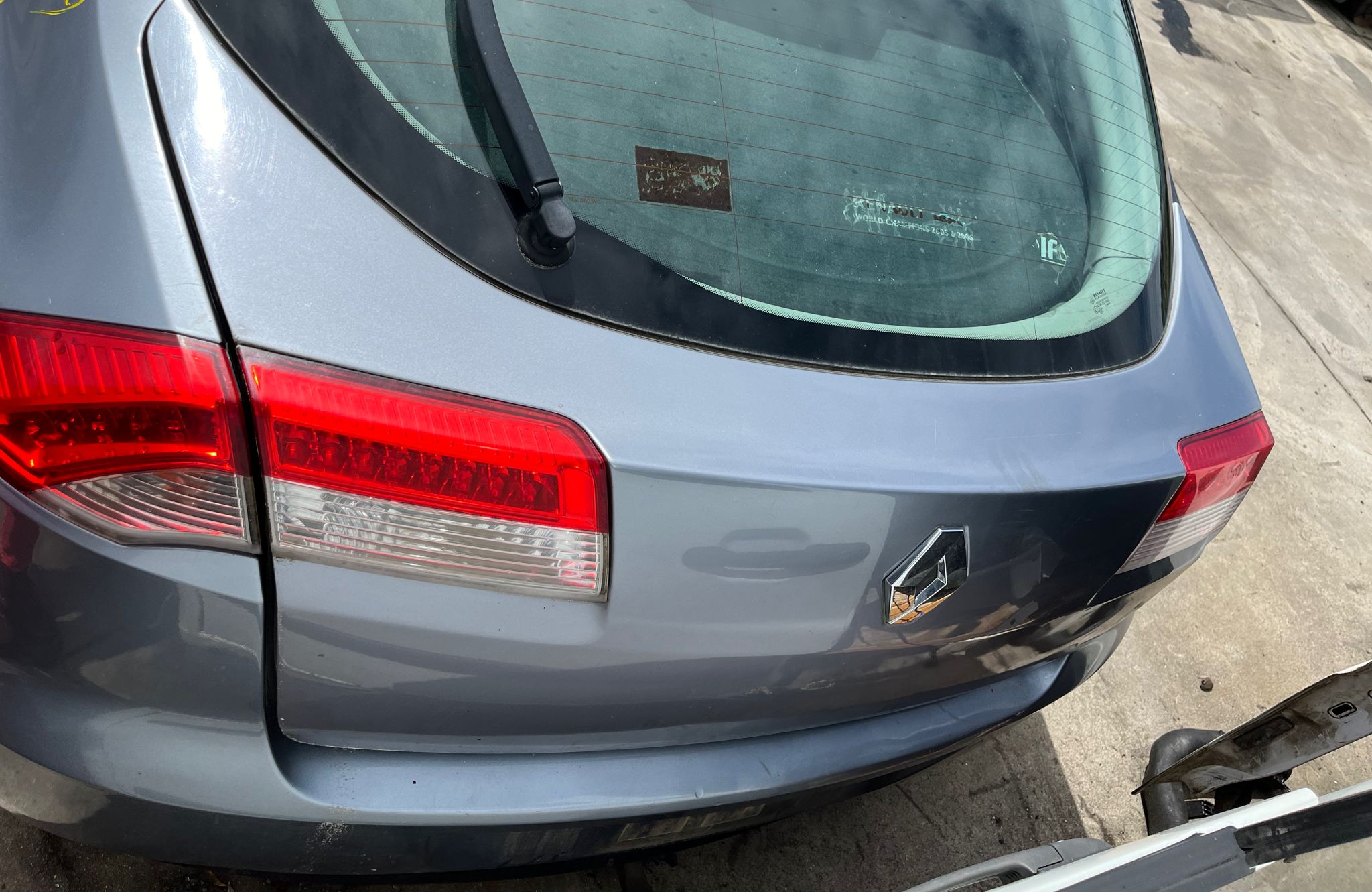 CAJA CAMBIOS RENAULT LAGUNA III BERLINA 2009  Caja de cambios 6-marcha 2846 devimagesvext/fa6623dd-d18d-43a2-9112-2c7826f331a7/migcrv/imagenes/000/000/016/000000016518.jpeg