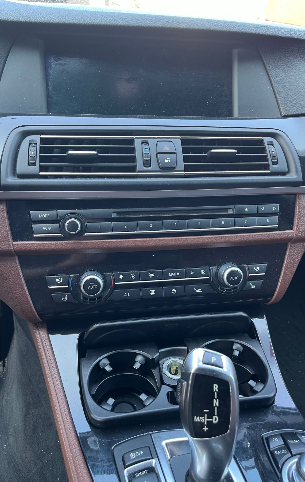   BMW 5 TOURING 2017 2537 devimagesvext/fa6623dd-d18d-43a2-9112-2c7826f331a7/migcrv/imagenes/000/000/018/000000018142.jpeg