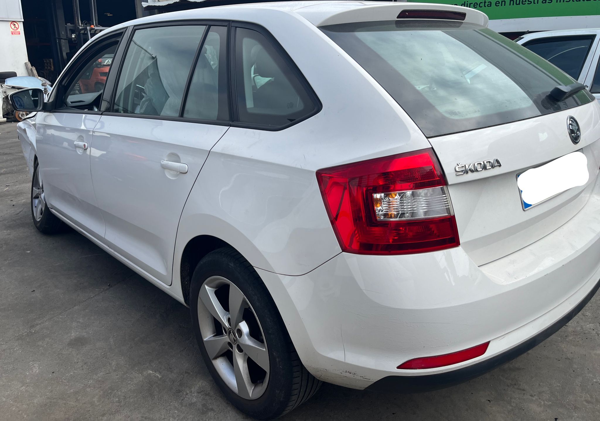   SKODA RAPID 2015 2337 devimagesvext/fa6623dd-d18d-43a2-9112-2c7826f331a7/migcrv/imagenes/000/000/018/000000018396.jpeg