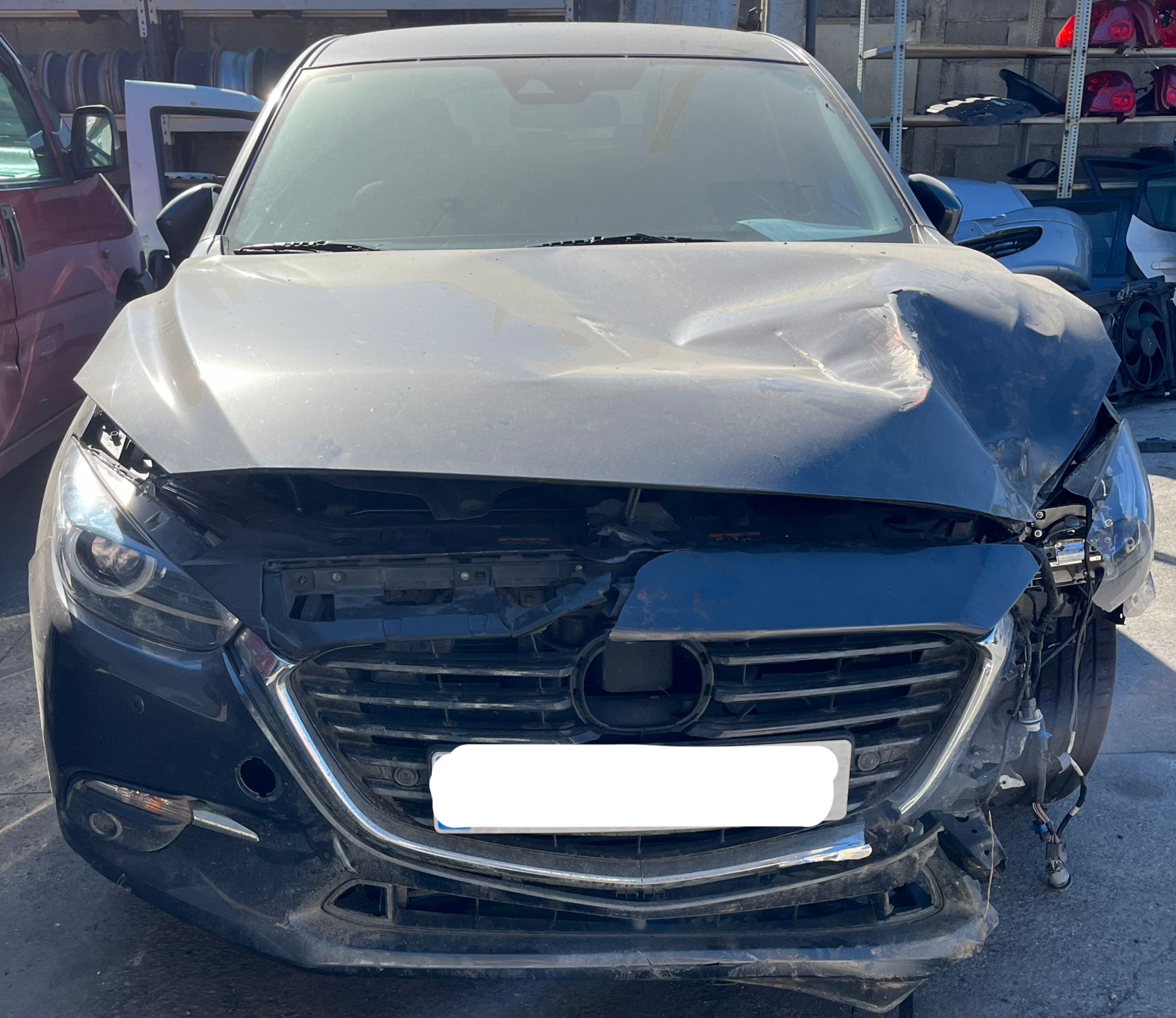   MAZDA 3 BERLINA 2017 1974 devimagesvext/fa6623dd-d18d-43a2-9112-2c7826f331a7/migcrv/imagenes/000/000/019/000000019204.jpeg
