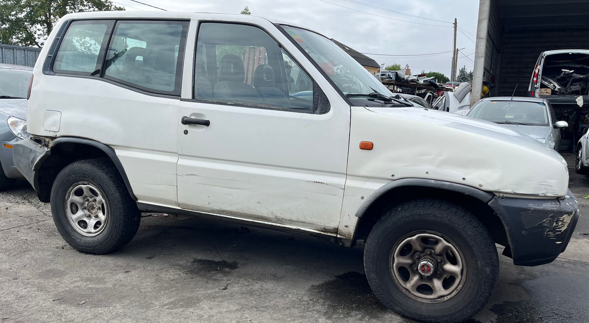   NISSAN TERRANO II 1995 2185 devimagesvext/fa6623dd-d18d-43a2-9112-2c7826f331a7/migcrv/imagenes/000/000/019/000000019762.jpeg