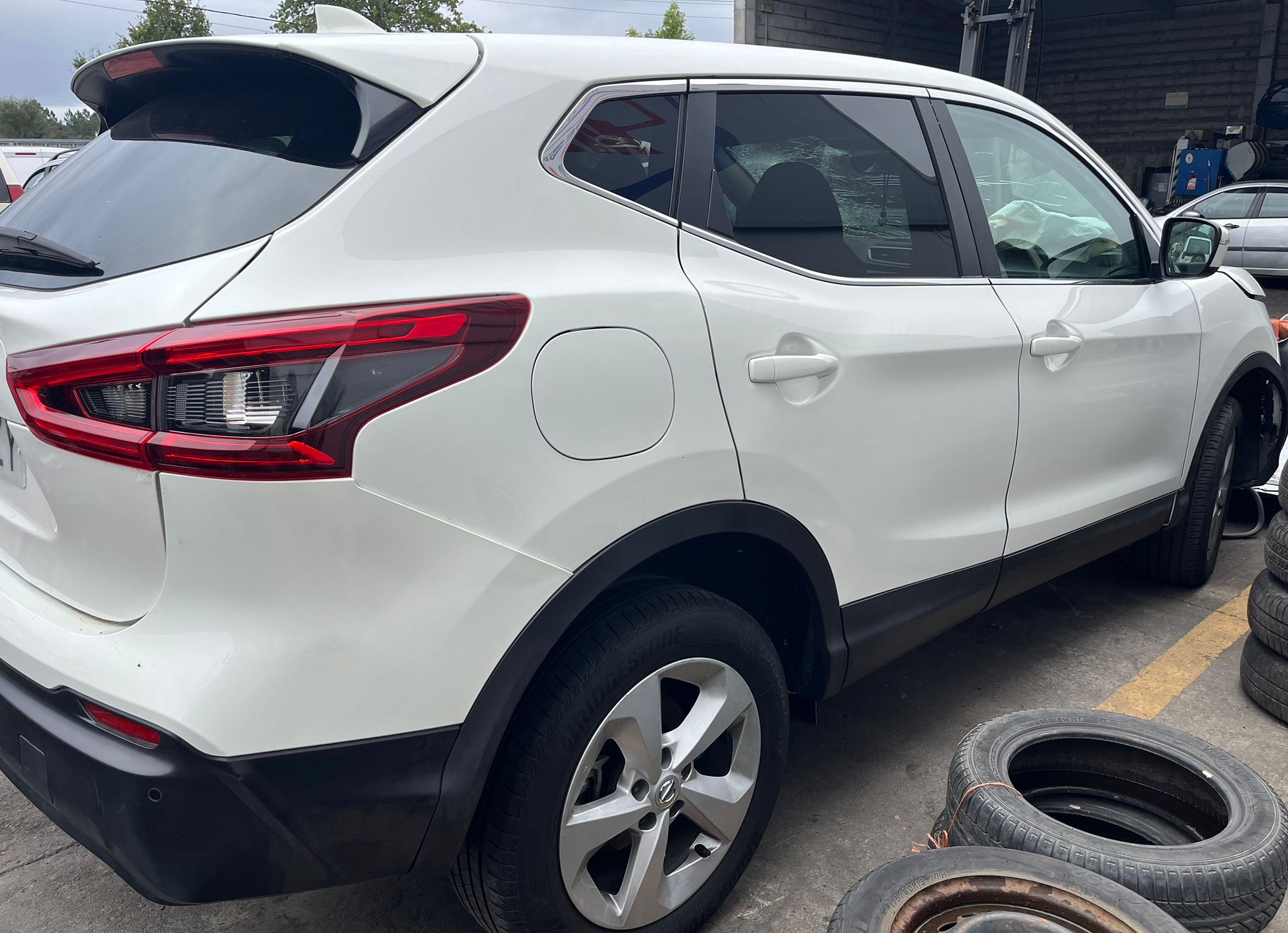  MANDO ELEVALUNAS DELANTERO IZQUIERDO NISSAN QASHQAI 2019 3432 devimagesvext/fa6623dd-d18d-43a2-9112-2c7826f331a7/migcrv/imagenes/000/000/019/000000019882.jpeg