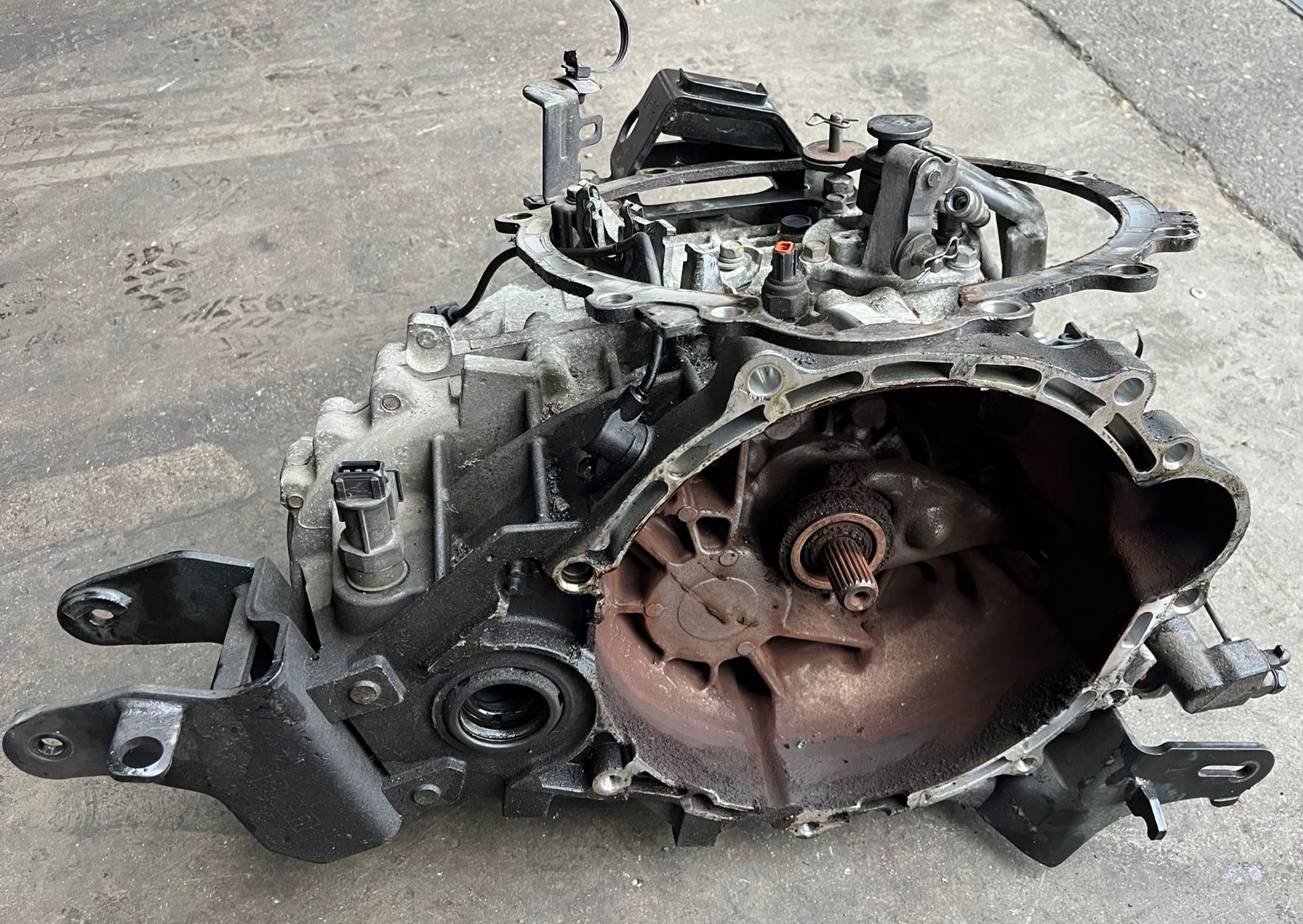 WA J6 0 CAJA CAMBIOS HYUNDAI I30 CW 2010  Caja de cambios 6-marcha 2666 devimagesvext/fa6623dd-d18d-43a2-9112-2c7826f331a7/migcrv/imagenes/000/000/021/000000021302.jpeg