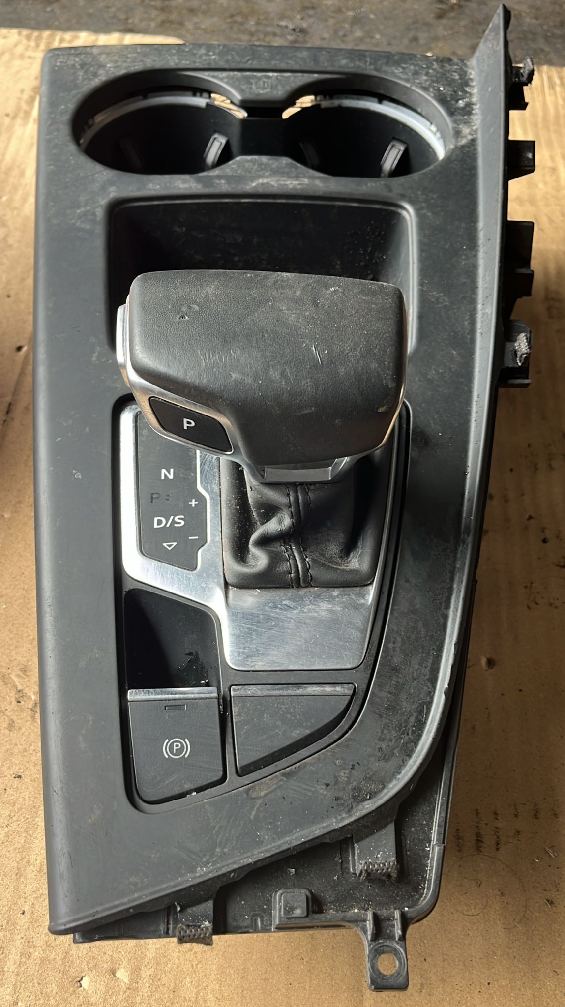   AUDI A4 BERLINA 2020 2161 devimagesvext/fa6623dd-d18d-43a2-9112-2c7826f331a7/migcrv/imagenes/000/000/022/000000022614.jpeg