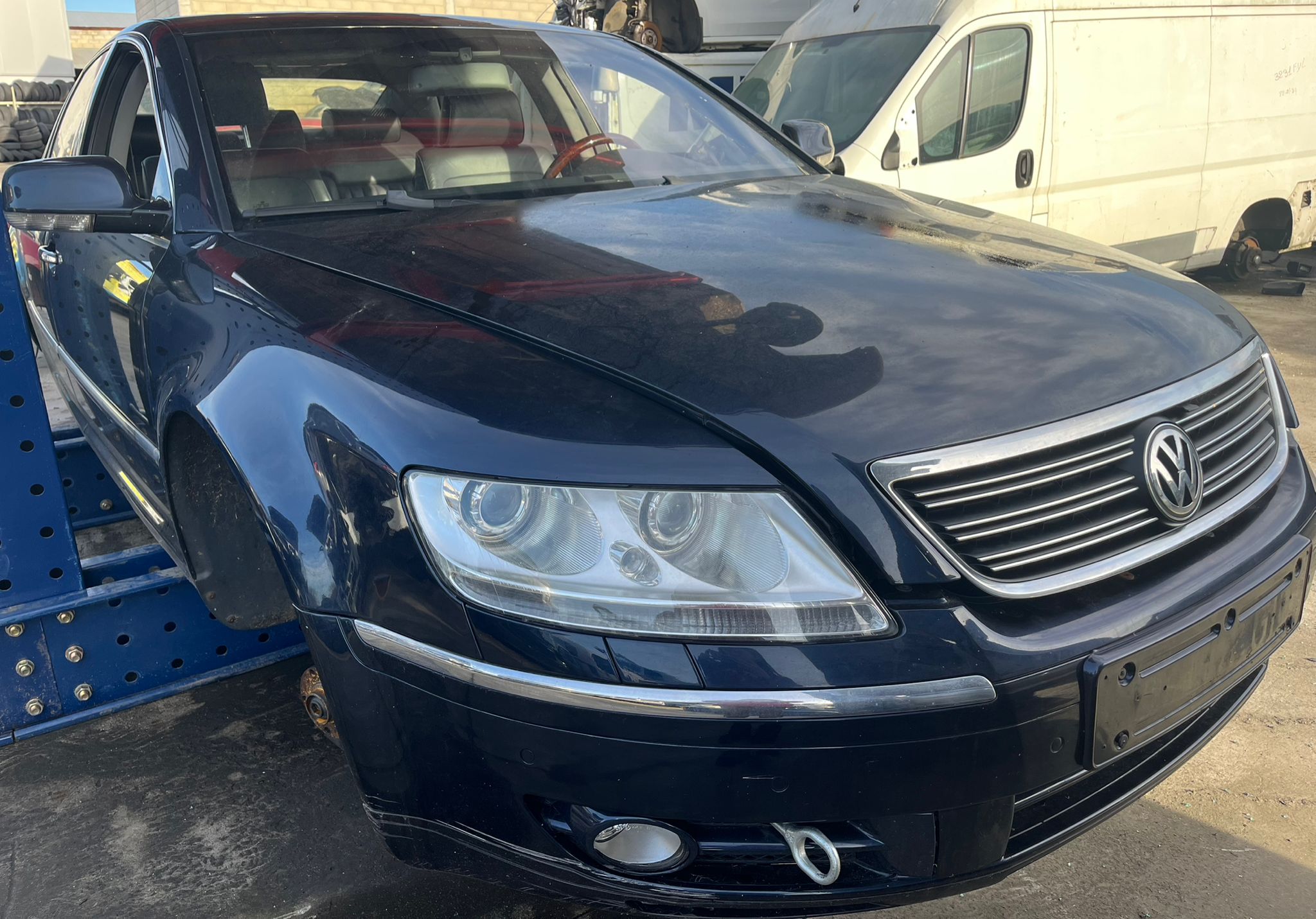   VOLKSWAGEN PHAETON 2003 2504 devimagesvext/fa6623dd-d18d-43a2-9112-2c7826f331a7/migcrv/imagenes/000/000/022/000000022734.jpeg