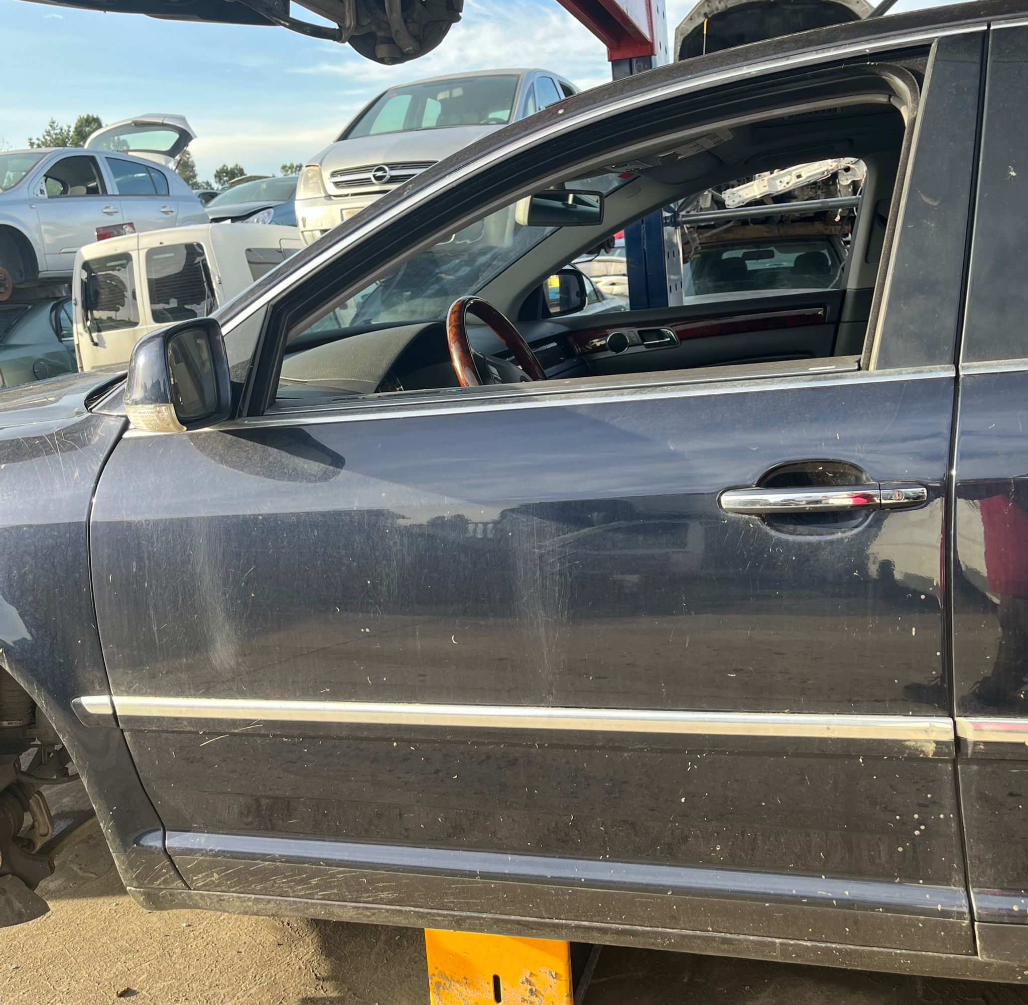  PUERTA DELANTERA IZQUIERDA VOLKSWAGEN PHAETON 2003 5378 devimagesvext/fa6623dd-d18d-43a2-9112-2c7826f331a7/migcrv/imagenes/000/000/022/000000022738.jpeg