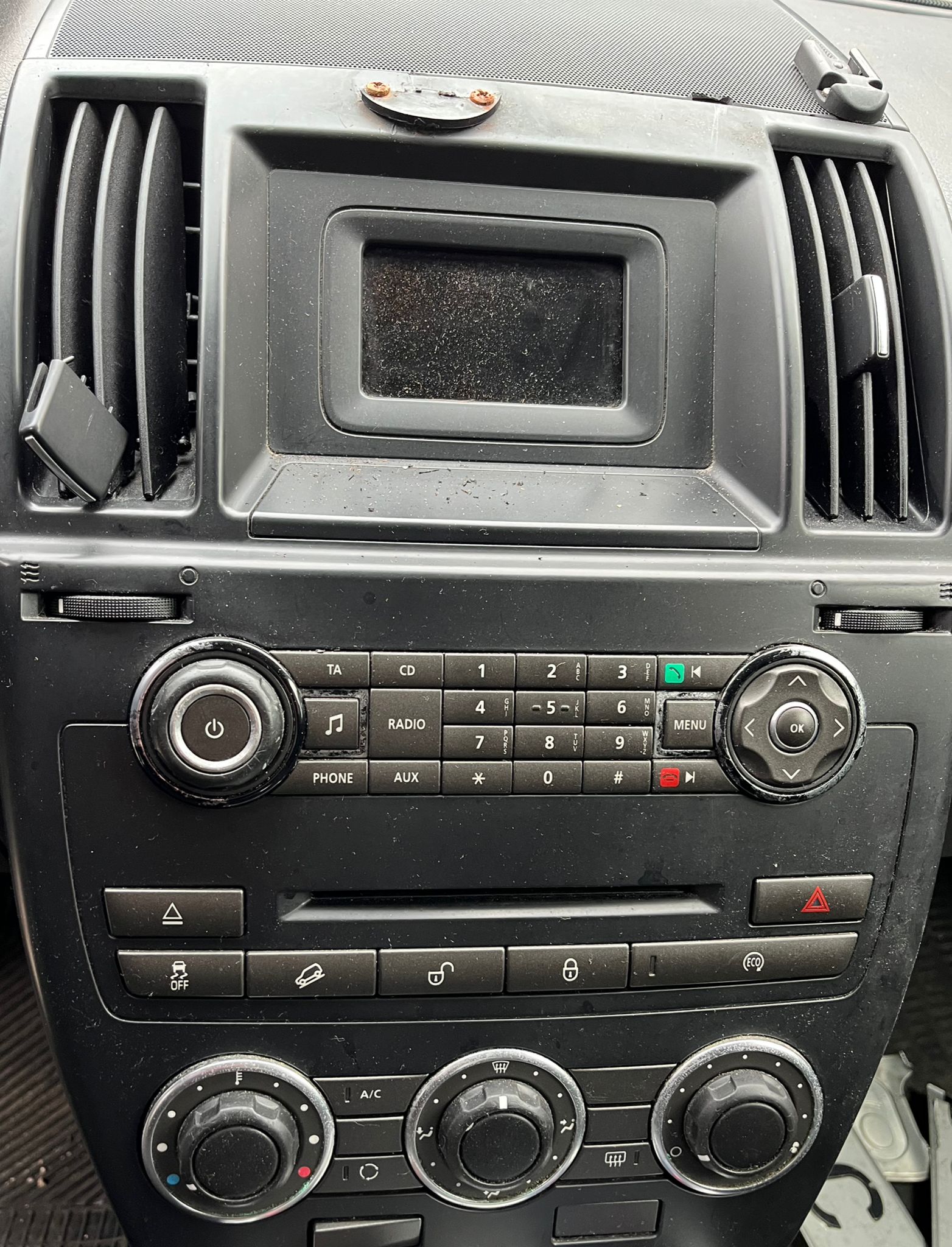   LAND ROVER FREELANDER 2014 1935 devimagesvext/fa6623dd-d18d-43a2-9112-2c7826f331a7/migcrv/imagenes/000/000/023/000000023560.jpeg