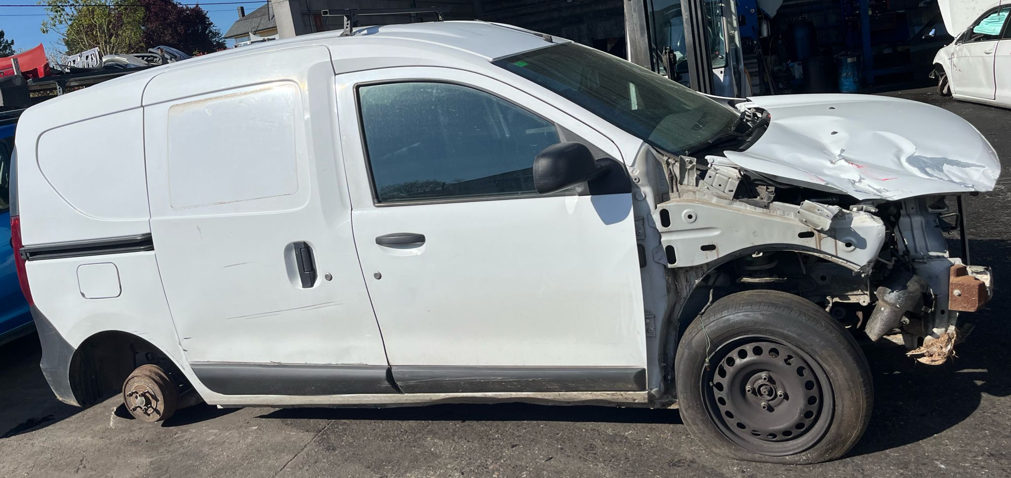   DACIA DOKKER EXPRESS 2015 2264 devimagesvext/fa6623dd-d18d-43a2-9112-2c7826f331a7/migcrv/imagenes/000/000/026/000000026300.jpeg
