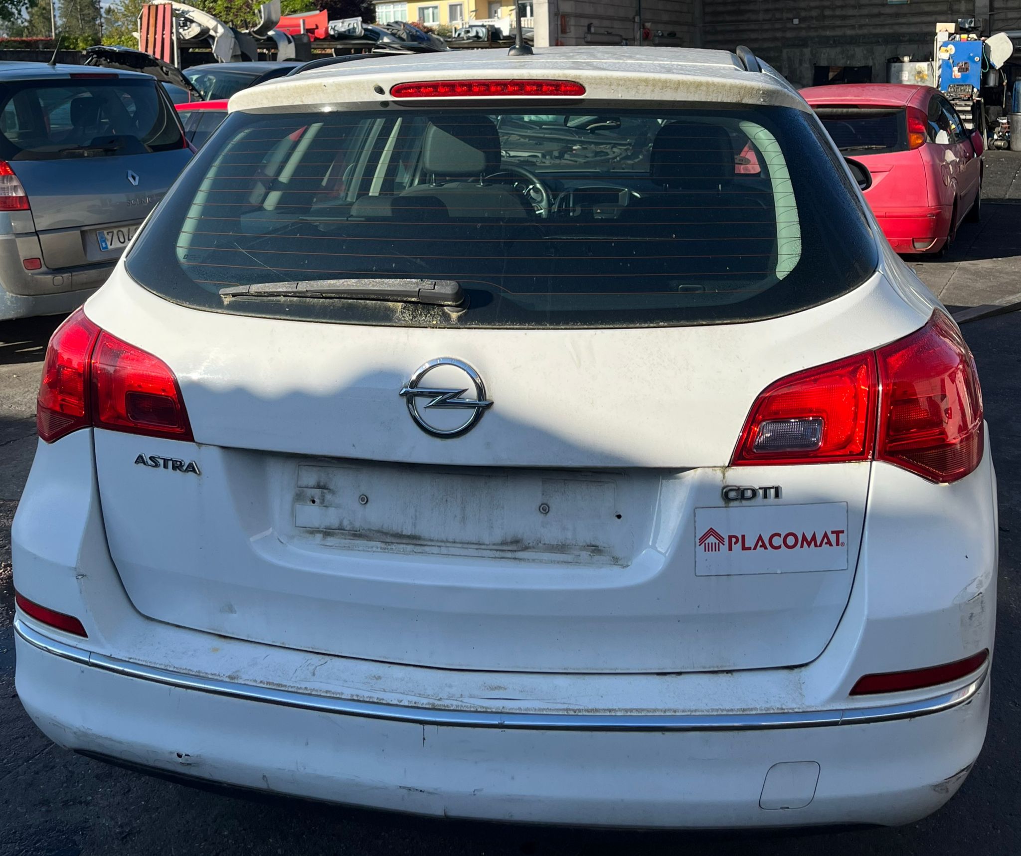   OPEL ASTRA J SPORTS TOURER 2015 2348 devimagesvext/fa6623dd-d18d-43a2-9112-2c7826f331a7/migcrv/imagenes/000/000/026/000000026532.jpeg