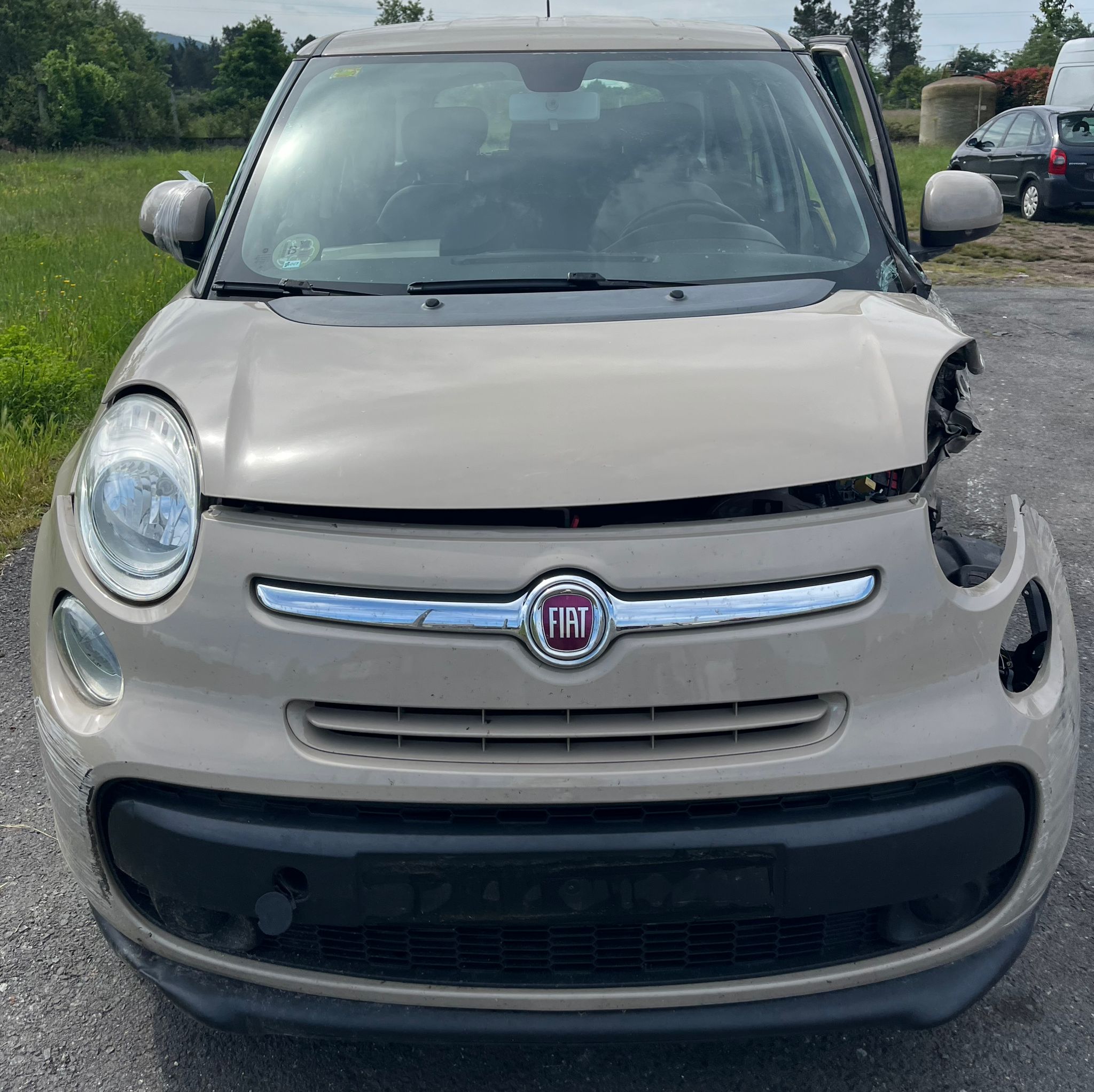  FARO ANTINIEBLA DERECHO FIAT 500L 2014 1392 devimagesvext/fa6623dd-d18d-43a2-9112-2c7826f331a7/migcrv/imagenes/000/000/027/000000027258.jpeg