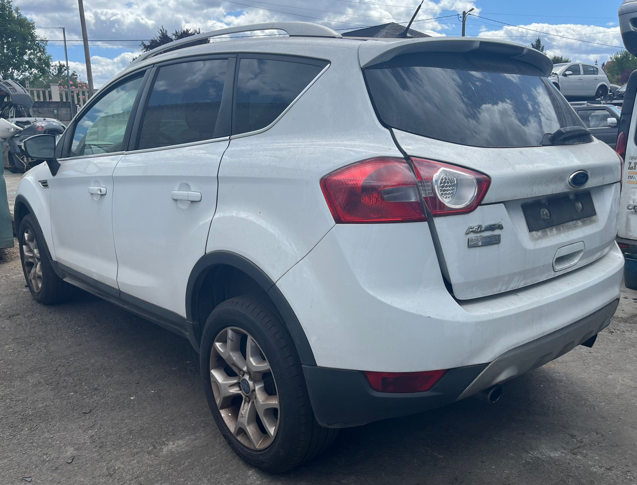  VOLANTE FORD KUGA 2011 4645 devimagesvext/fa6623dd-d18d-43a2-9112-2c7826f331a7/migcrv/imagenes/000/000/031/000000031334.jpeg