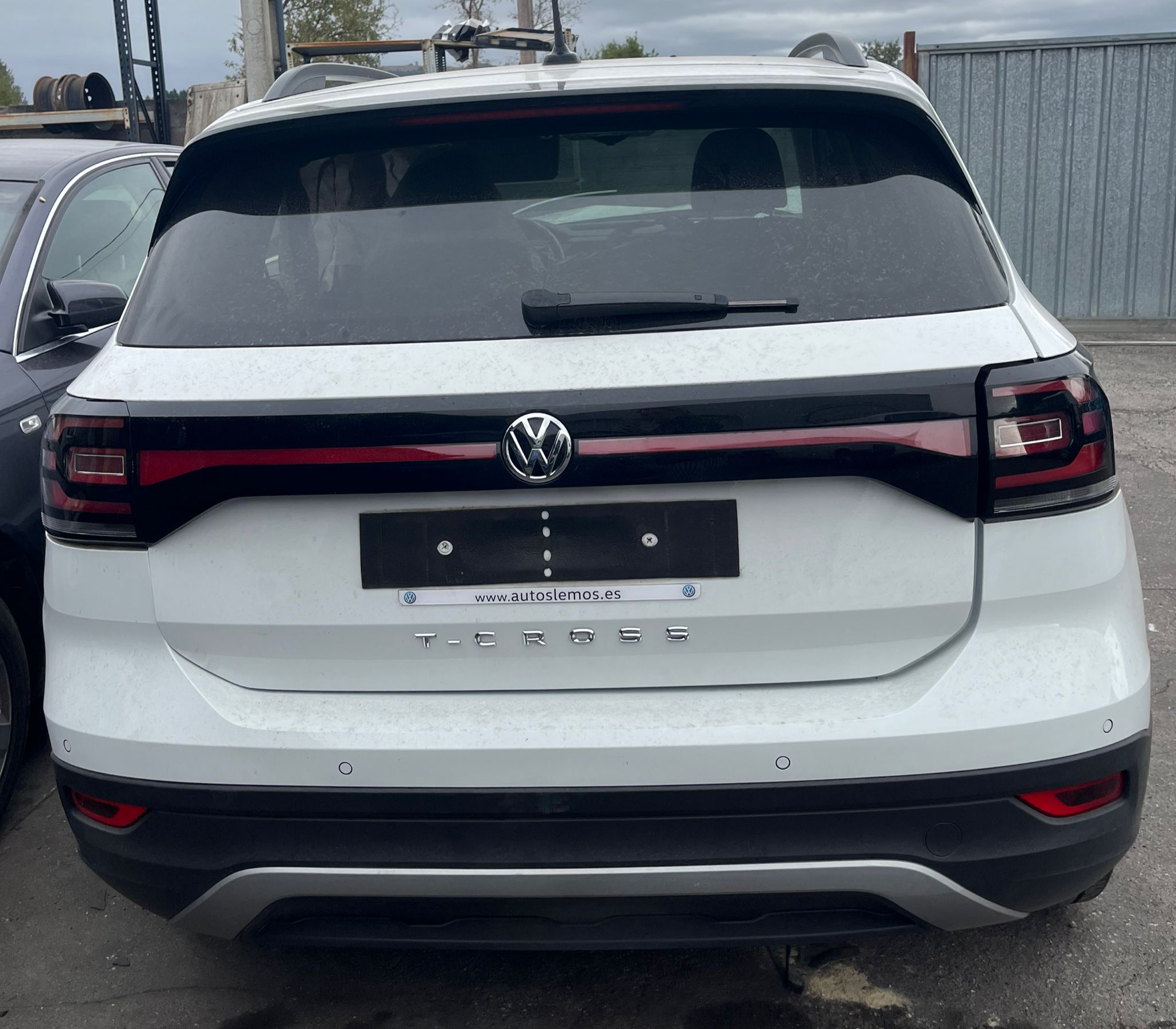  PILOTO TRASERO IZQUIERDO PARAGOLPES VOLKSWAGEN T-CROSS 2020 1713 devimagesvext/fa6623dd-d18d-43a2-9112-2c7826f331a7/migcrv/imagenes/000/000/031/000000031544.jpeg