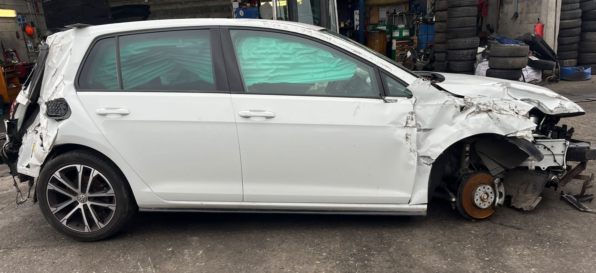 5Q0 615 405 EE PINZA DE FRENO TRASERA IZQUIERDA VOLKSWAGEN GOLF VII BERLINA 2019 1798 devimagesvext/fa6623dd-d18d-43a2-9112-2c7826f331a7/migcrv/imagenes/000/000/036/000000036076.jpeg