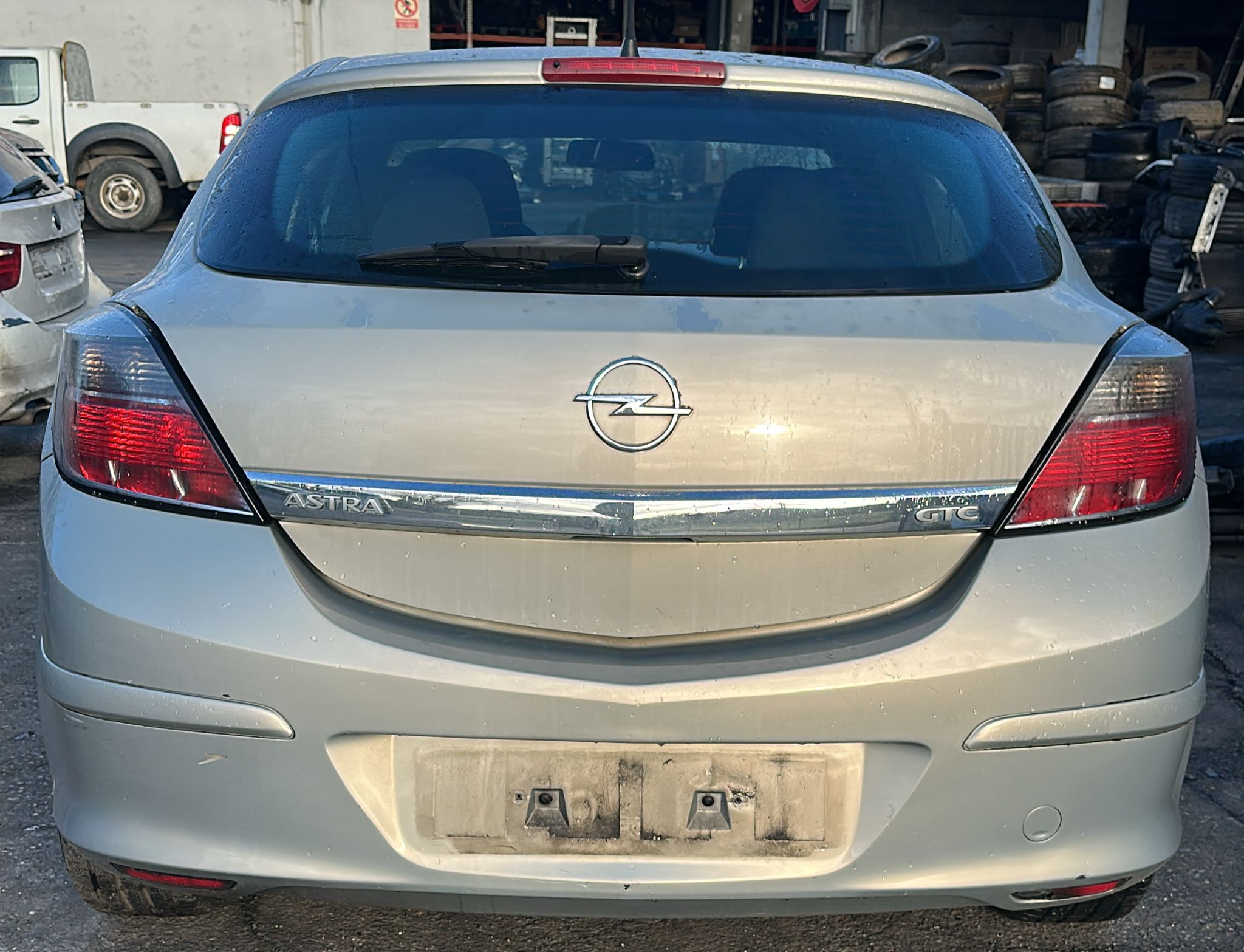  PILOTO TRASERO IZQUIERDO OPEL ASTRA H GTC 2008 1084 devimagesvext/fa6623dd-d18d-43a2-9112-2c7826f331a7/migcrv/imagenes/000/000/036/000000036260.jpeg