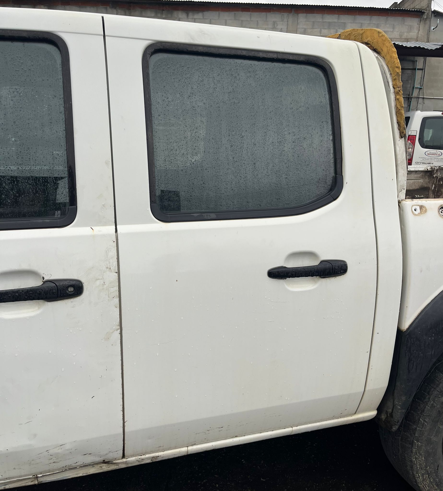  PUERTA TRASERA IZQUIERDA FORD RANGER 2007 5600 devimagesvext/fa6623dd-d18d-43a2-9112-2c7826f331a7/migcrv/imagenes/000/000/036/000000036378.jpeg