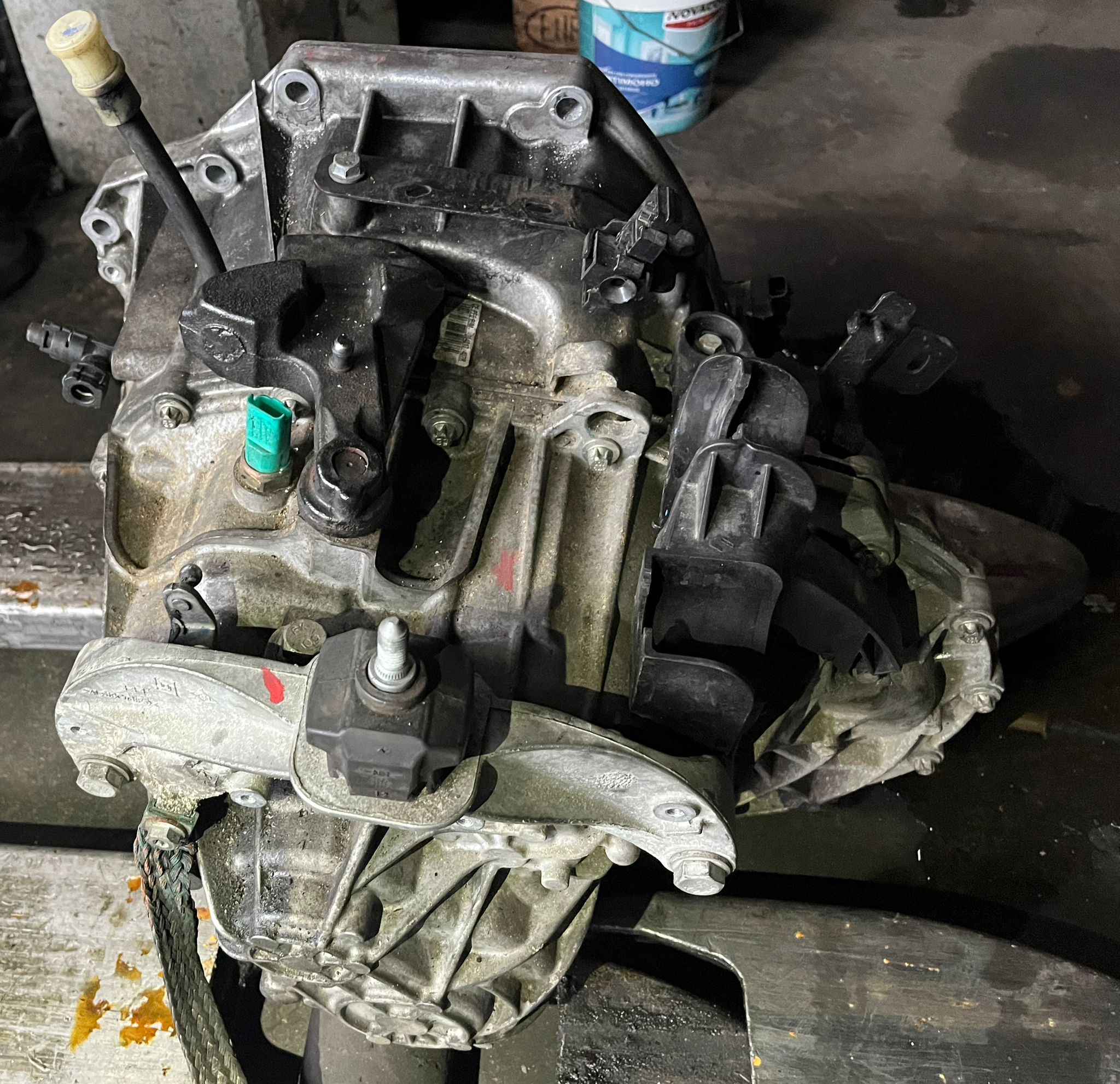 PF6 R9M CAJA CAMBIOS FIAT TALENTO COMBI 2018  Caja de cambios 6-marcha 2379 devimagesvext/fa6623dd-d18d-43a2-9112-2c7826f331a7/migcrv/imagenes/000/000/037/000000037019.jpeg