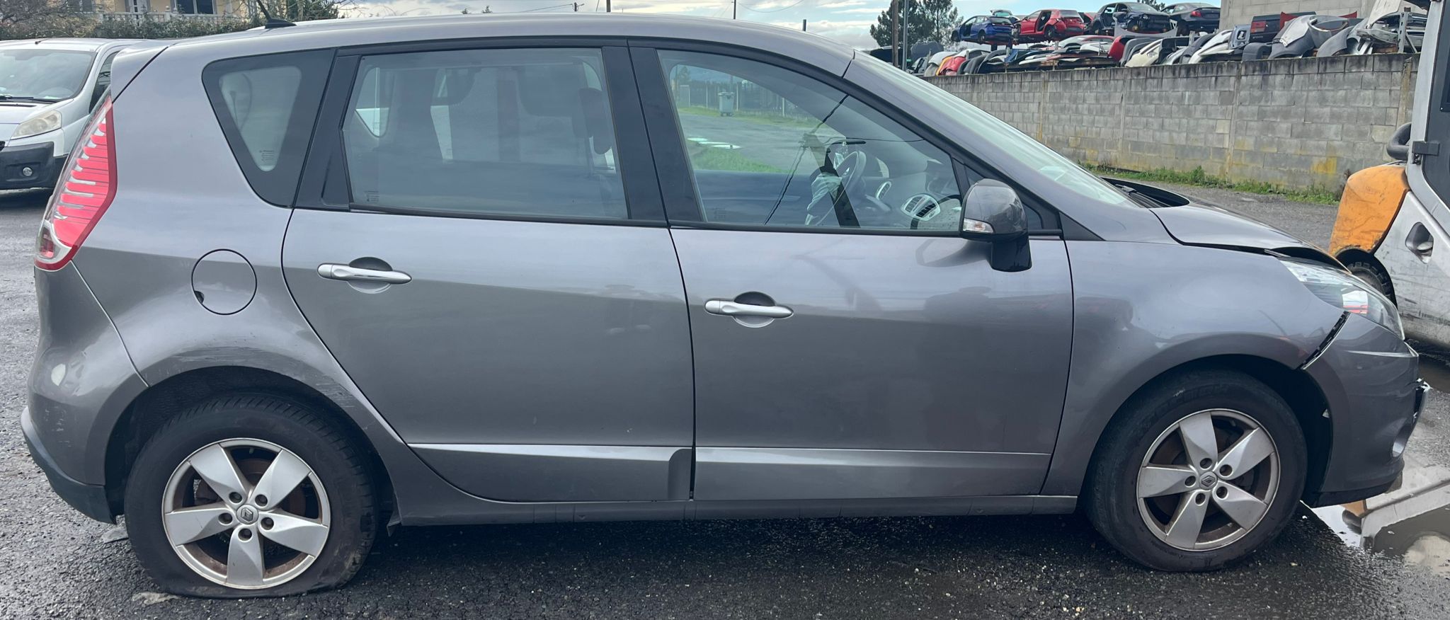  FRENO DE MANO ELECTRICO RENAULT SCENIC III 2011 1792 devimagesvext/fa6623dd-d18d-43a2-9112-2c7826f331a7/migcrv/imagenes/000/000/038/000000038815.jpeg