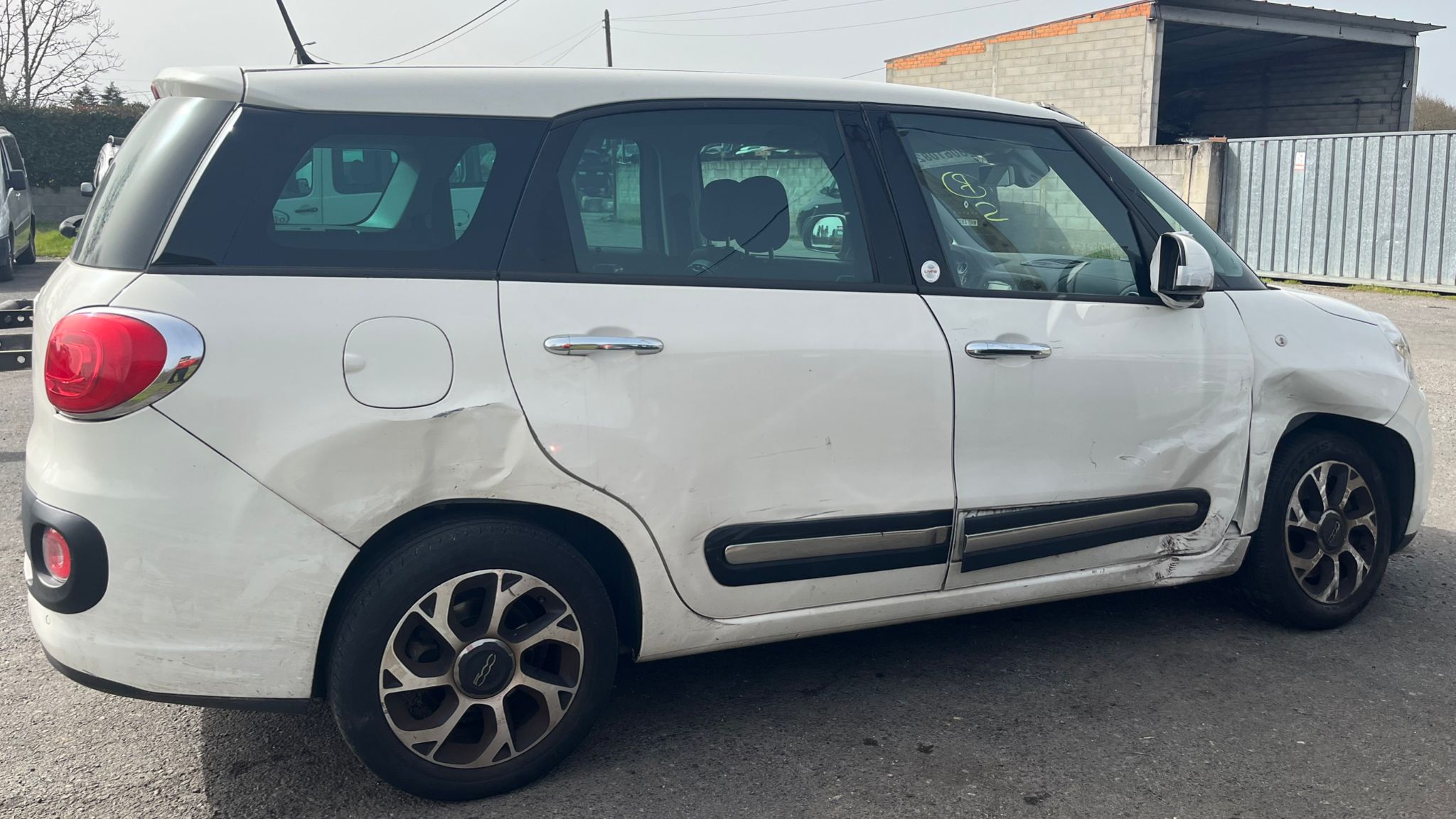  CAJA CAMBIOS FIAT 500L 2016  Caja de cambios 6-marcha 2381 devimagesvext/fa6623dd-d18d-43a2-9112-2c7826f331a7/migcrv/imagenes/000/000/039/000000039185.jpeg