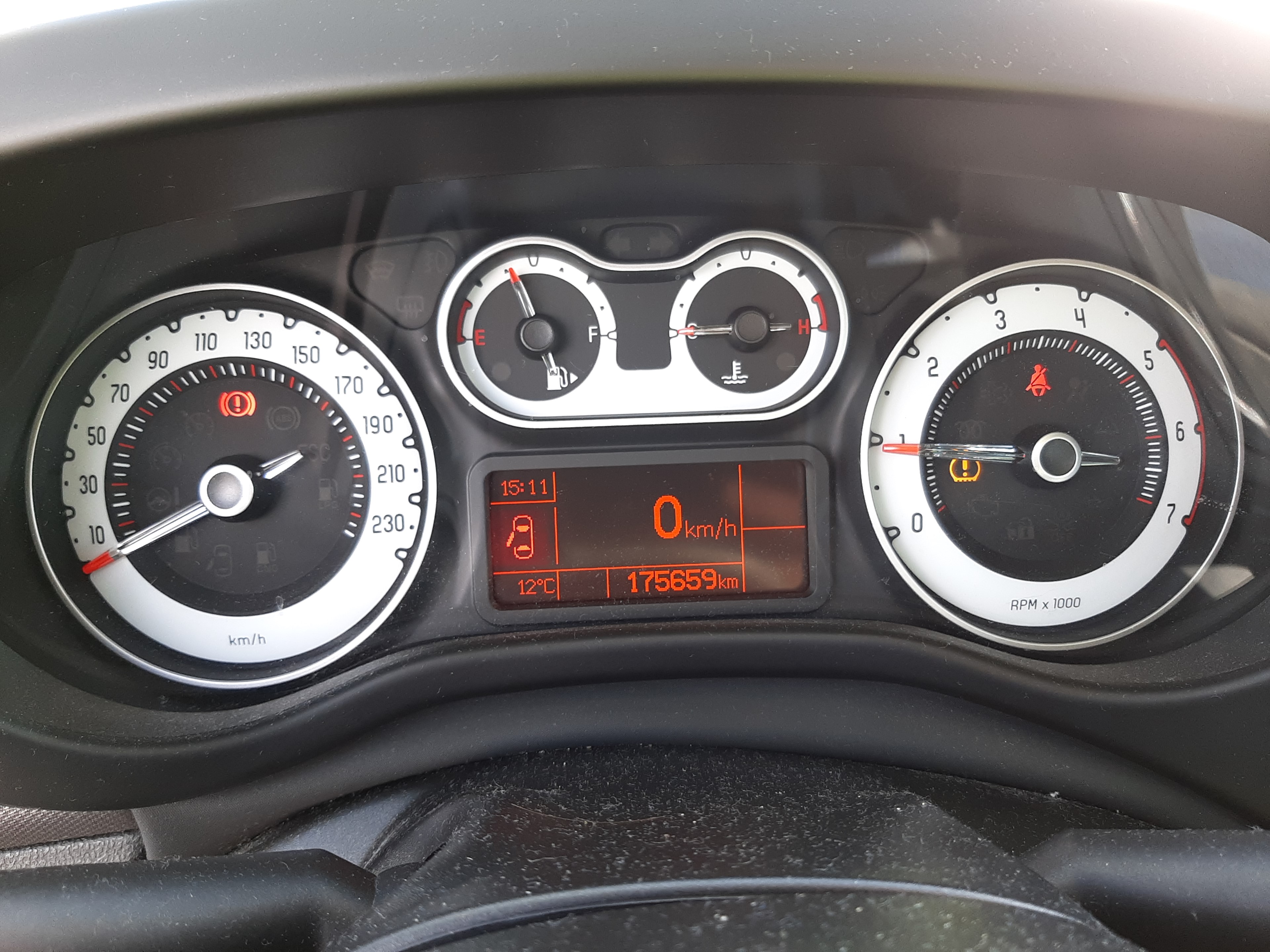  CUADRO INSTRUMENTOS FIAT 500L 2016 3054 devimagesvext/fa6623dd-d18d-43a2-9112-2c7826f331a7/migcrv/imagenes/000/000/039/000000039241.jpeg