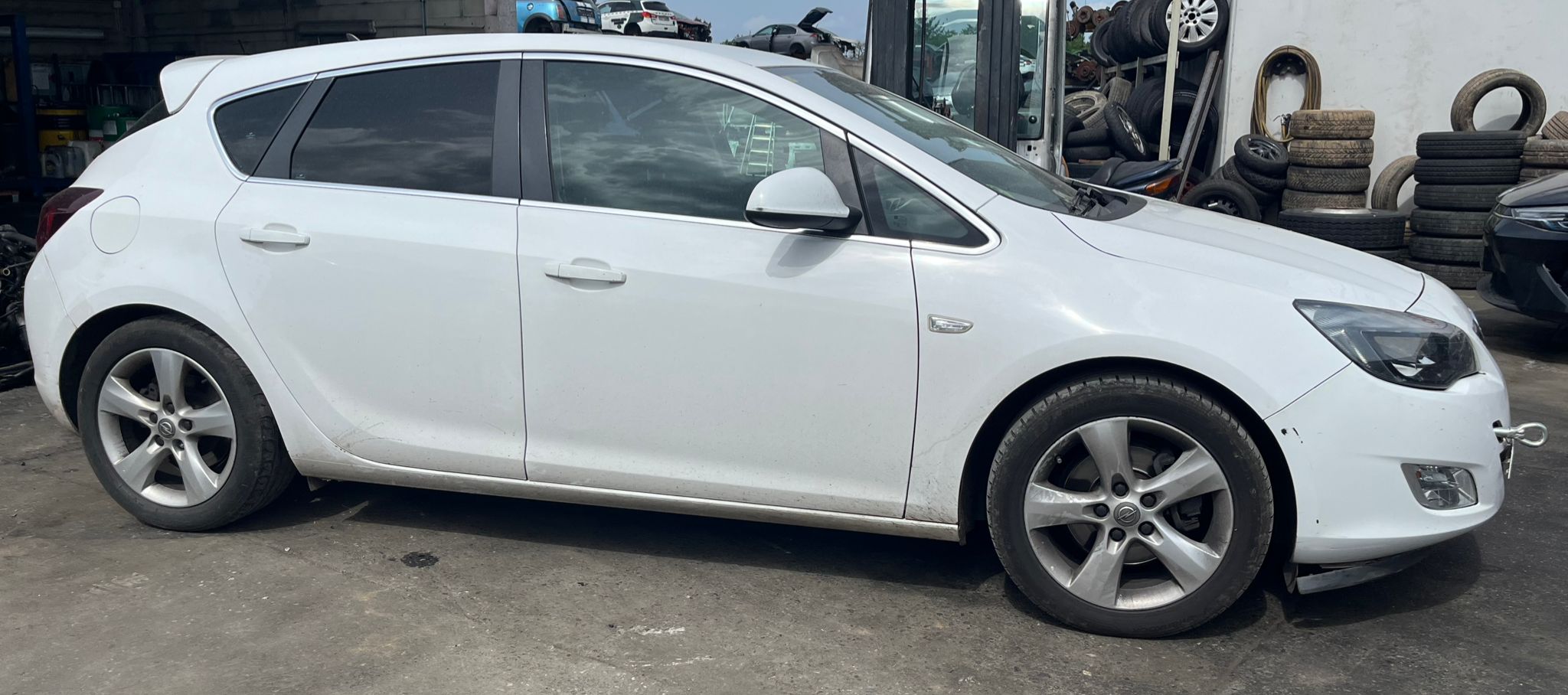  CAJA CAMBIOS OPEL ASTRA J BERLINA 5P 2010  Caja de cambios 6-marcha 2579 devimagesvext/fa6623dd-d18d-43a2-9112-2c7826f331a7/migcrv/imagenes/000/000/040/000000040971.jpeg