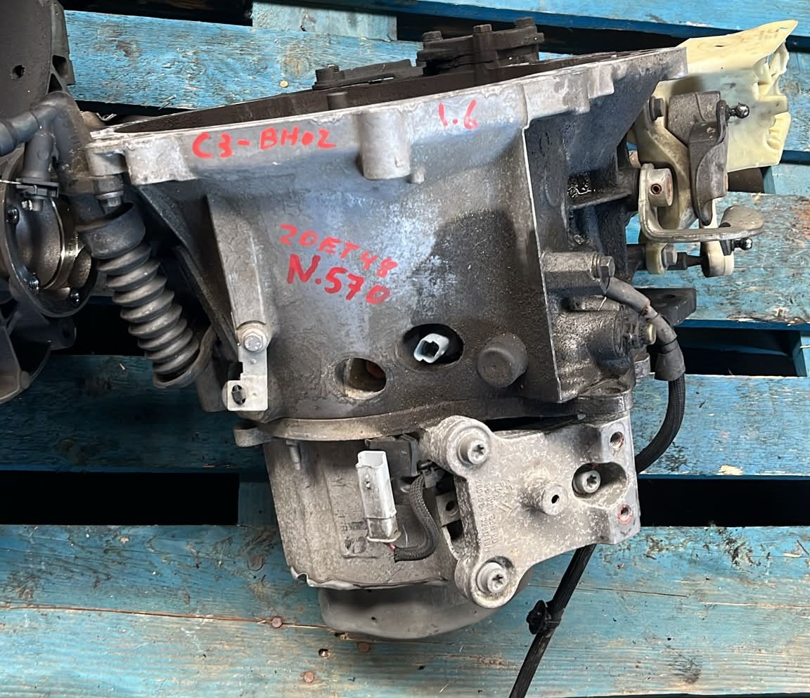 20ET48 CAJA CAMBIOS CITROEN C3 2018  Caja de cambios 5-marcha 2392 devimagesvext/fa6623dd-d18d-43a2-9112-2c7826f331a7/migcrv/imagenes/000/000/041/000000041865.jpeg