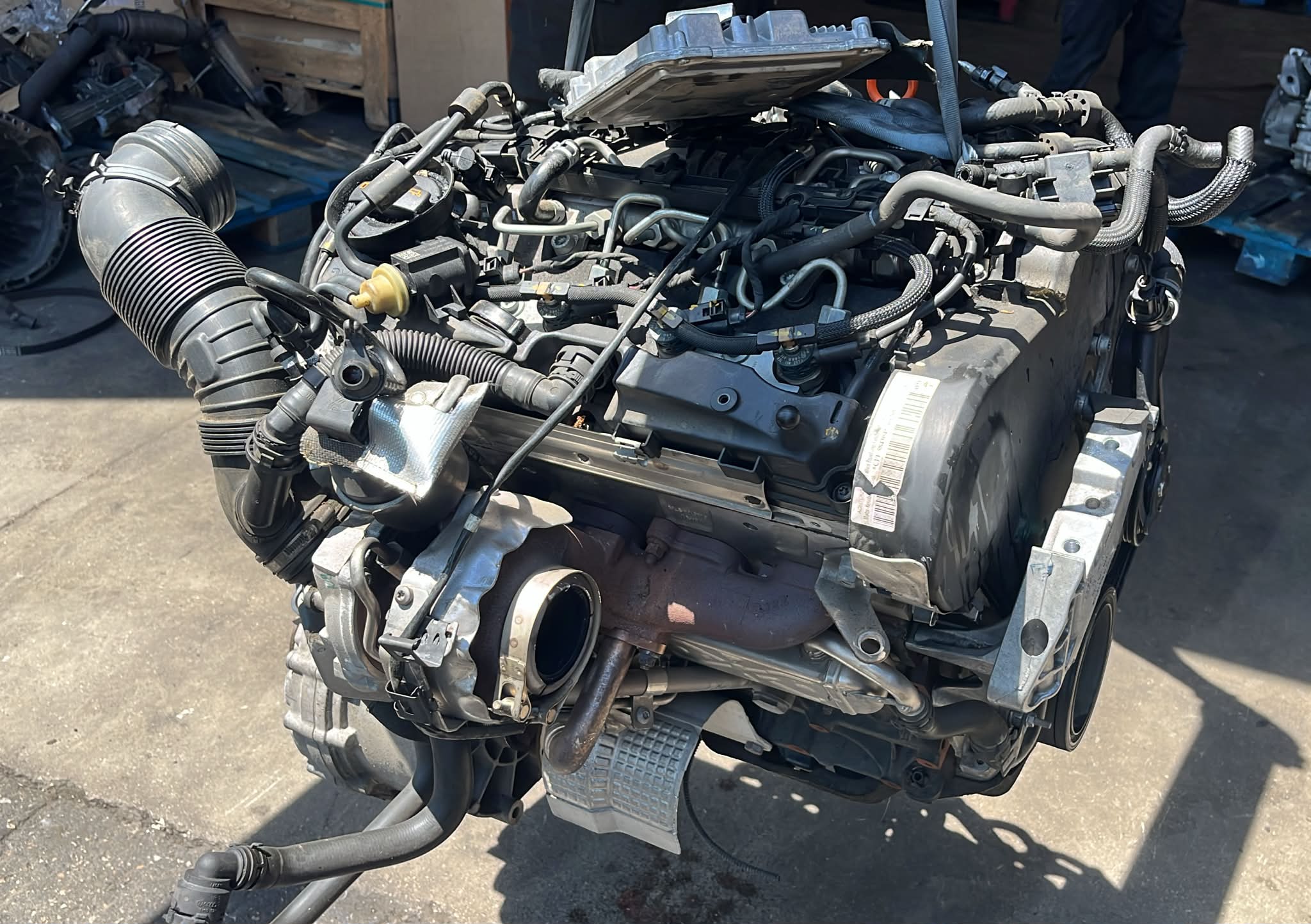 CFF MOTOR COMPLETO AUDI Q3 2012 267 devimagesvext/fa6623dd-d18d-43a2-9112-2c7826f331a7/migcrv/imagenes/000/000/041/000000041919.jpeg