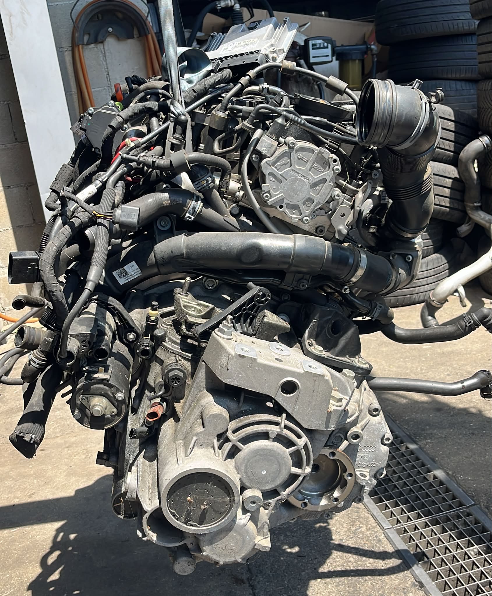 CFF MOTOR COMPLETO AUDI Q3 2012 267 devimagesvext/fa6623dd-d18d-43a2-9112-2c7826f331a7/migcrv/imagenes/000/000/041/000000041923.jpeg