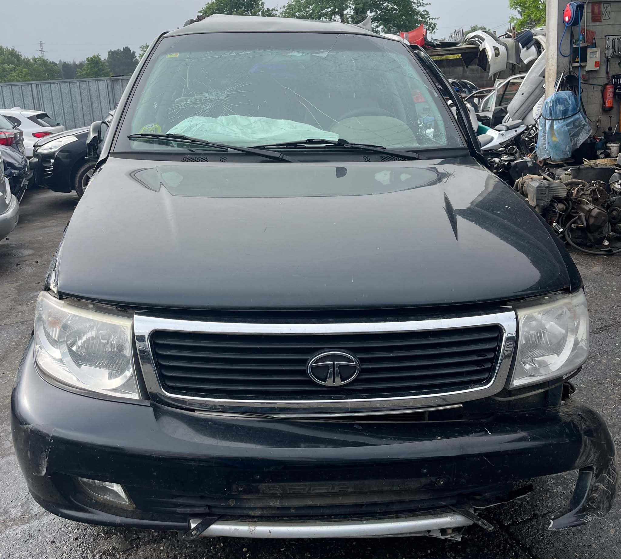  LLANTA TATA SAFARI 2007 6664 devimagesvext/fa6623dd-d18d-43a2-9112-2c7826f331a7/migcrv/imagenes/000/000/042/000000042077.jpeg