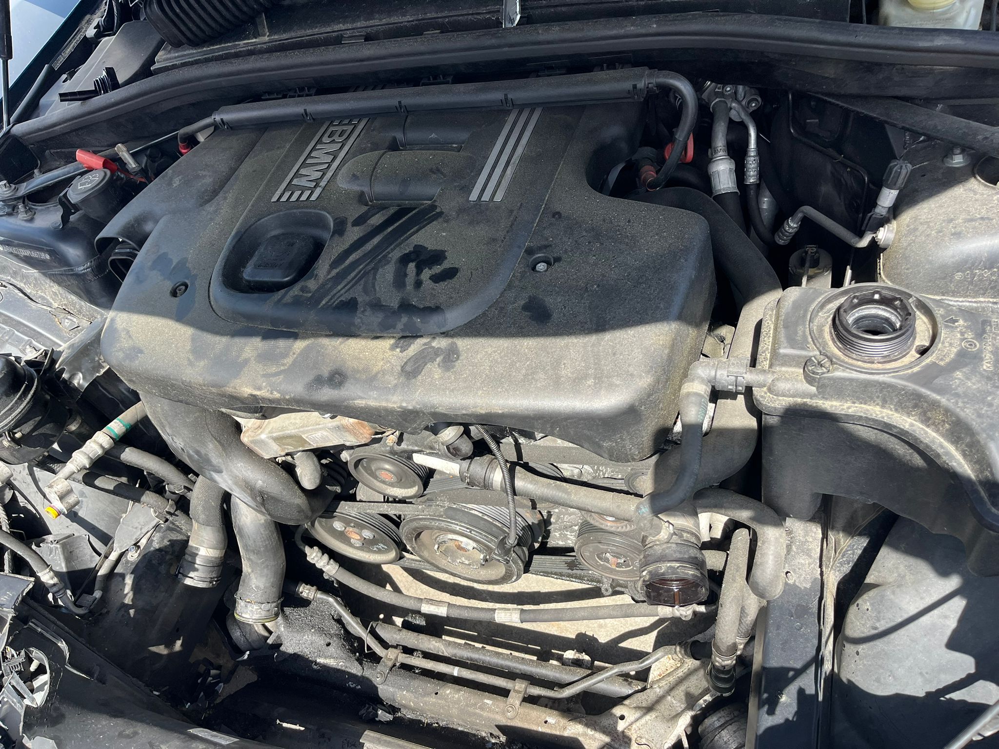 0215789BEY CAJA CAMBIOS BMW 1 BERLINA 2006  Caja de cambios 6-marcha 2428 devimagesvext/fa6623dd-d18d-43a2-9112-2c7826f331a7/migcrv/imagenes/000/000/043/000000043087.jpeg