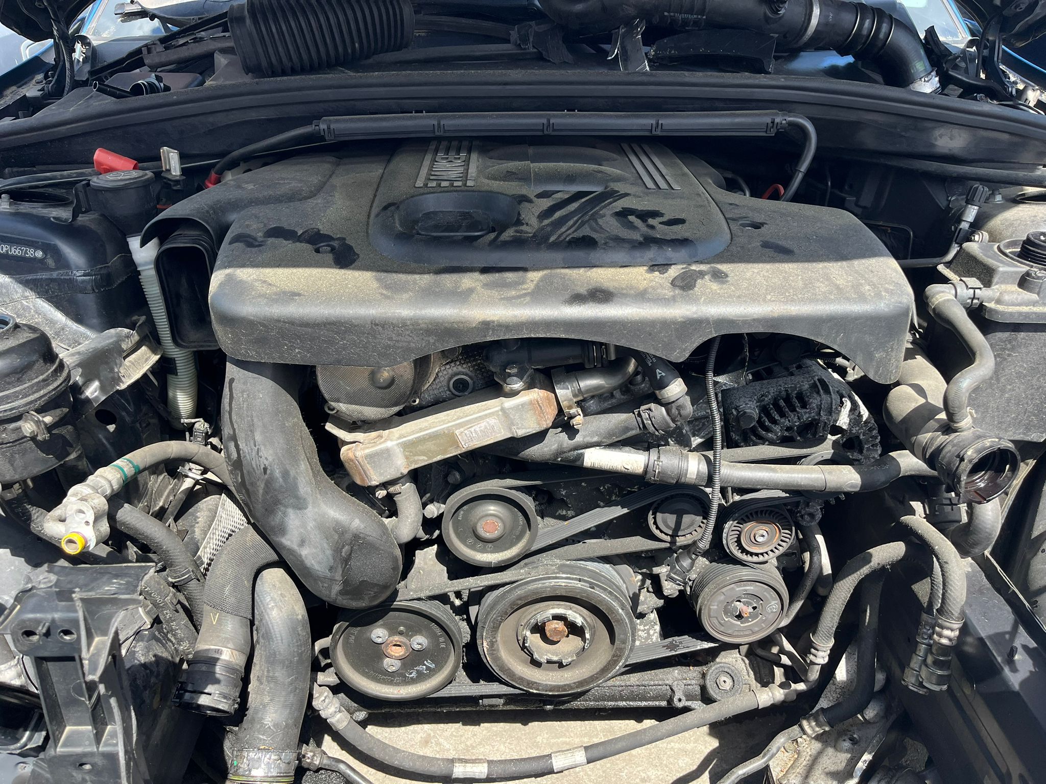 0215789BEY CAJA CAMBIOS BMW 1 BERLINA 2006  Caja de cambios 6-marcha 2428 devimagesvext/fa6623dd-d18d-43a2-9112-2c7826f331a7/migcrv/imagenes/000/000/043/000000043089.jpeg