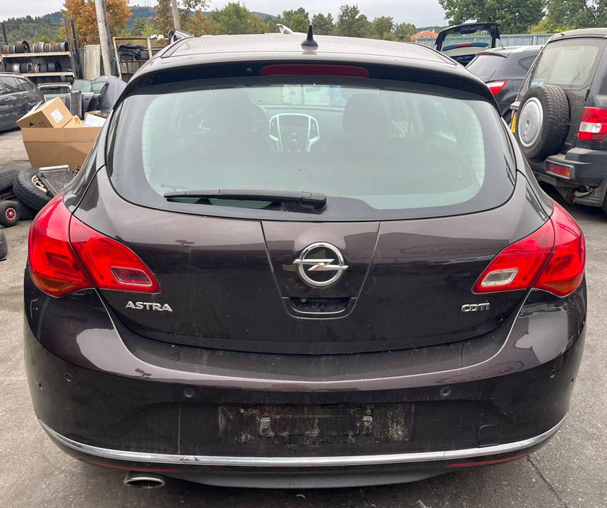  CAJA CAMBIOS OPEL ASTRA J BERLINA 5P 2015  Caja de cambios 6-marcha 2576 devimagesvext/fa6623dd-d18d-43a2-9112-2c7826f331a7/migcrv/imagenes/000/000/044/000000044047.jpeg