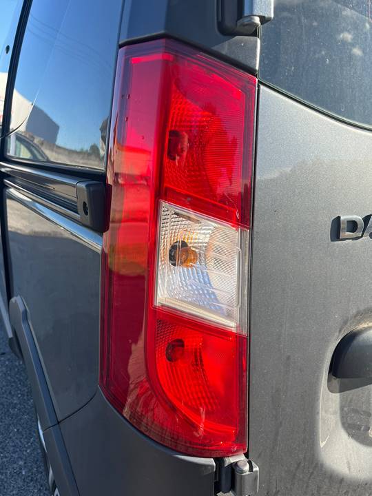  PILOTO TRASERO IZQUIERDO DACIA DOKKER 2018 817 devimagesvext/fa6623dd-d18d-43a2-9112-2c7826f331a7/migcrv/imagenes/000/000/044/000000044217.jpeg
