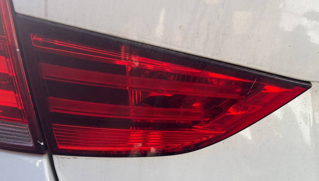  PILOTO TRASERO IZQUIERDO INTERIOR BMW X1 2014 1518 devimagesvext/fa6623dd-d18d-43a2-9112-2c7826f331a7/migcrv/imagenes/000/000/044/000000044295.jpeg